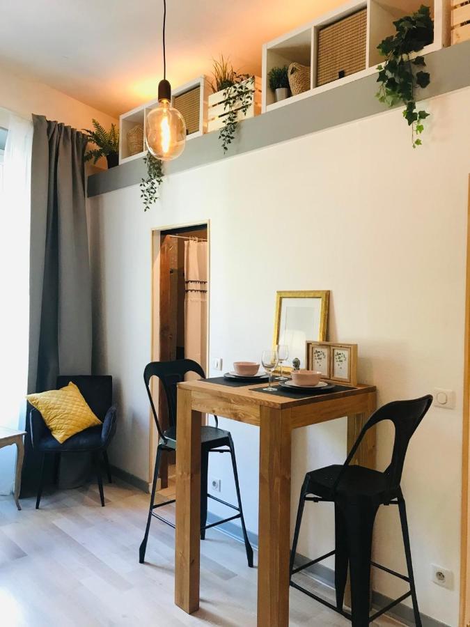 Proche Du Centre Et Des Thermes Apartamento